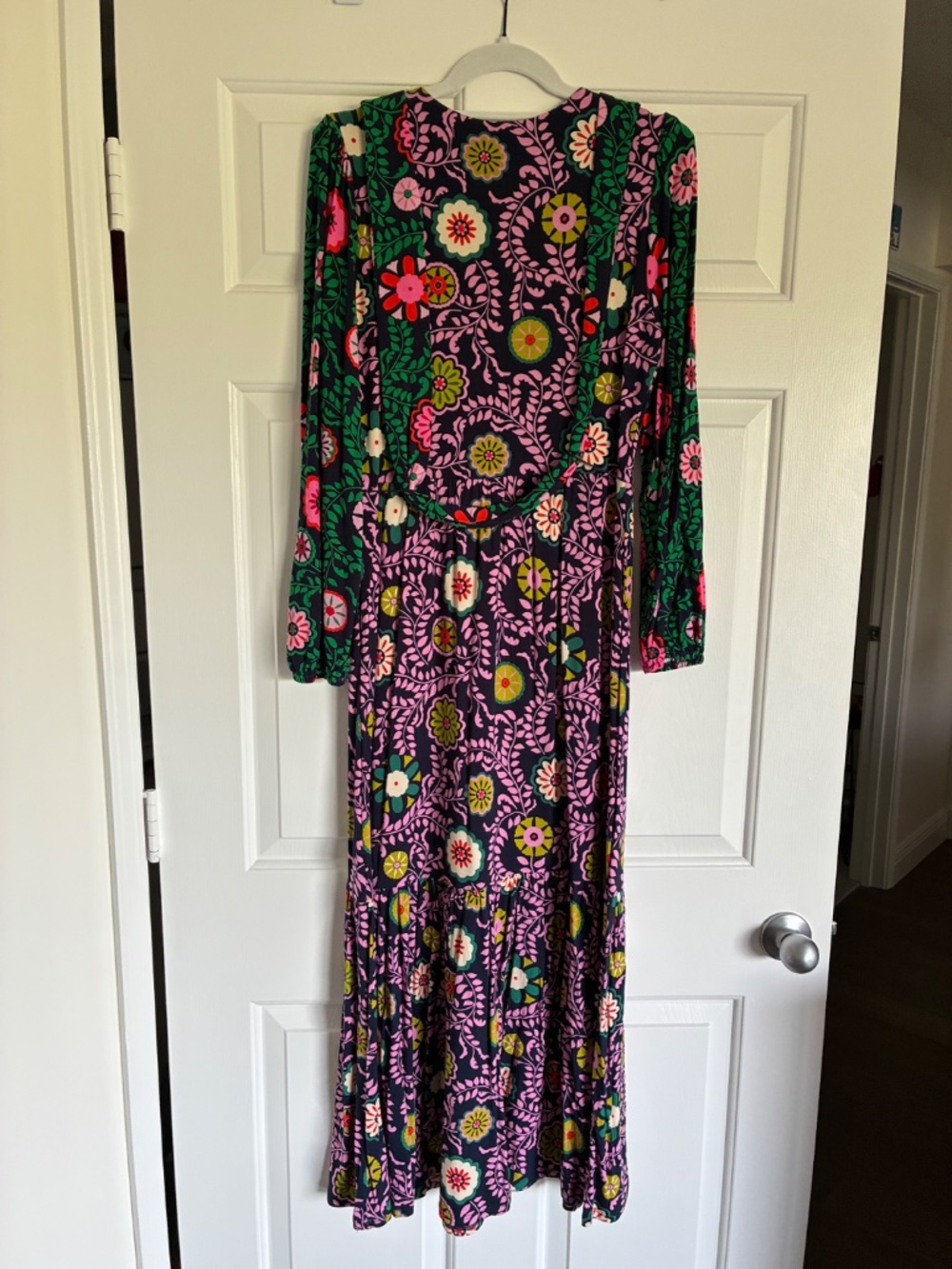 NWT Boden Ophelia fixed wrap midi dress in vibrant medallion print M - Picture 11 of 16